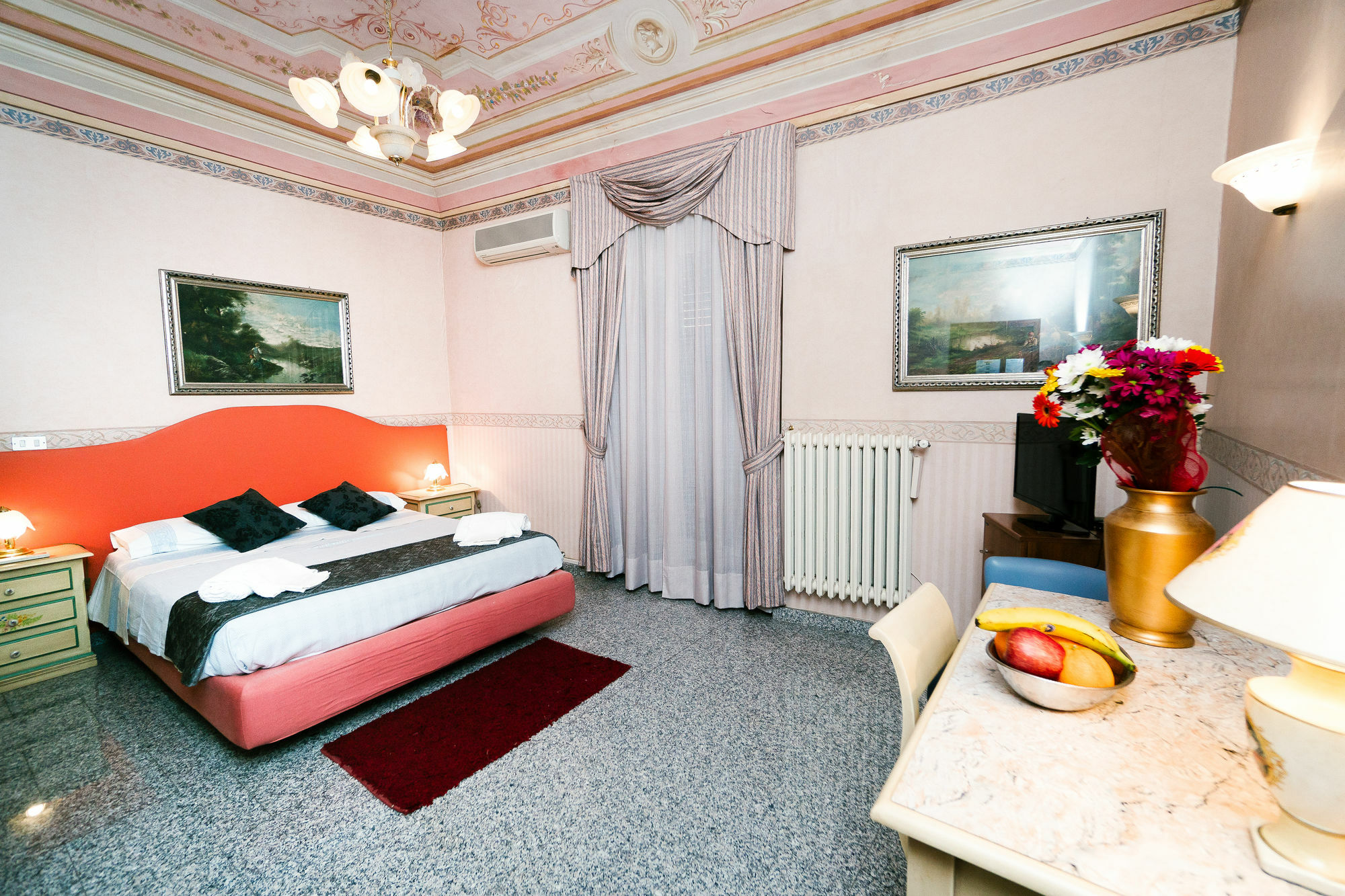 Rafael Guest House Ragusa Esterno foto