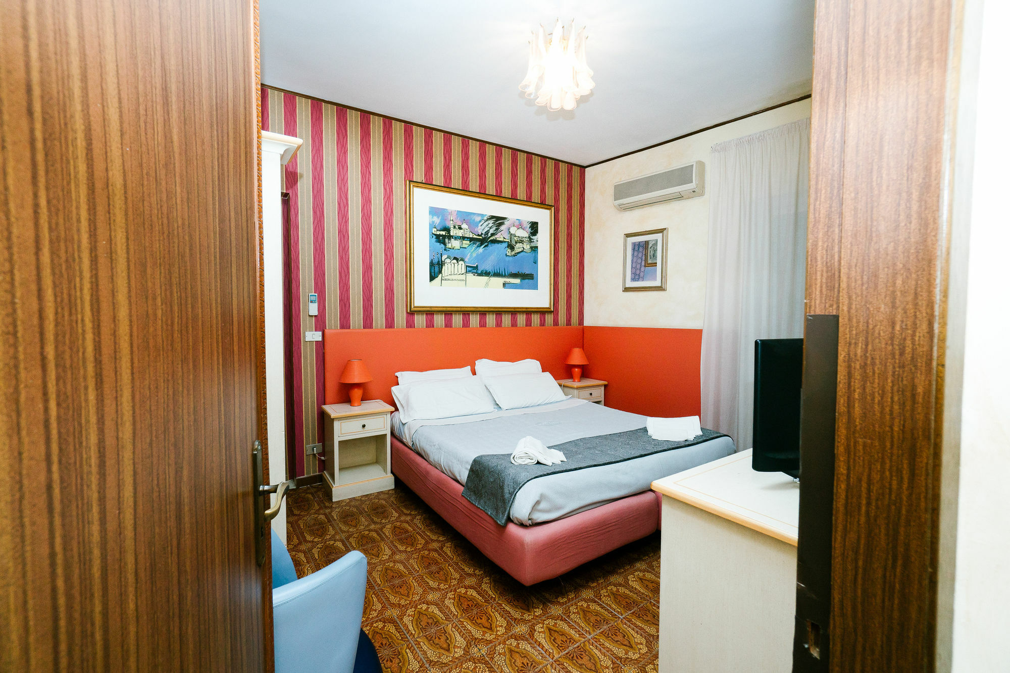 Rafael Guest House Ragusa Esterno foto